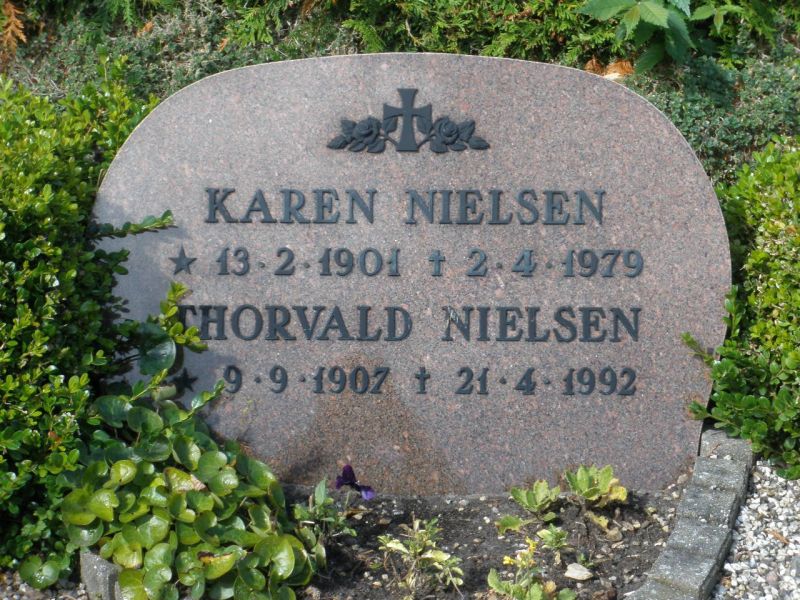 Karen Nielsen   .JPG